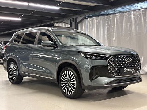 2025 Benzin Otomatik Chery Tiggo 8 Gri Yüzbaşıoğlu Otomotiv Mam. San ve Tic A.Ş.