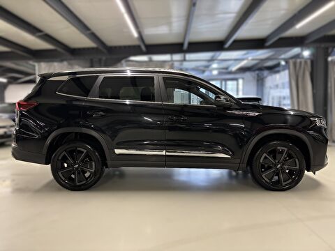 2024 Benzin Otomatik Chery Tiggo 8 Promax Siyah Yüzbaşıoğlu Otomotiv Mam. San ve Tic A.Ş.