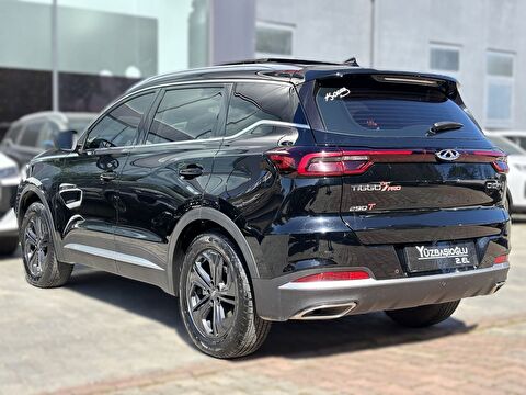 2024 Benzin Otomatik Chery Tiggo 7 Pro Siyah Yüzbaşıoğlu Otomotiv Mam. San ve Tic A.Ş.