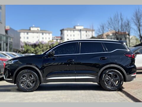 2024 Benzin Otomatik Chery Tiggo 7 Pro Siyah Yüzbaşıoğlu Otomotiv Mam. San ve Tic A.Ş.