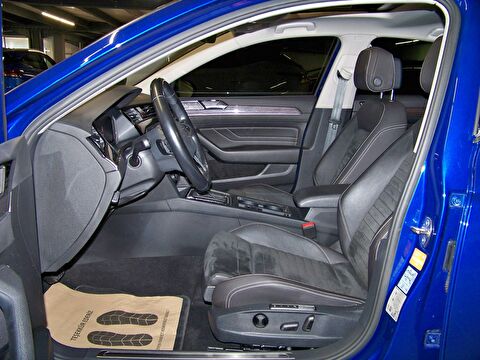 2020 Dizel Otomatik Volkswagen Passat Mavi Yüzbaşıoğlu Otomotiv Mam. San ve Tic A.Ş.