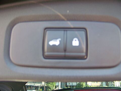 2023 MHEV Otomatik Nissan Qashqai Gri Yüzbaşıoğlu Otomotiv Mam. San ve Tic A.Ş.