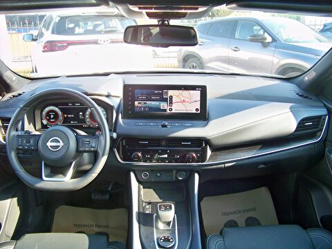 2023 MHEV Otomatik Nissan Qashqai Gri Yüzbaşıoğlu Otomotiv Mam. San ve Tic A.Ş.