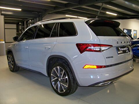 2023 Benzin Otomatik Skoda Kodiaq Gri Yüzbaşıoğlu Otomotiv Mam. San ve Tic A.Ş.
