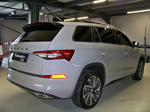 2023 Benzin Otomatik Skoda Kodiaq Gri Yüzbaşıoğlu Otomotiv Mam. San ve Tic A.Ş.