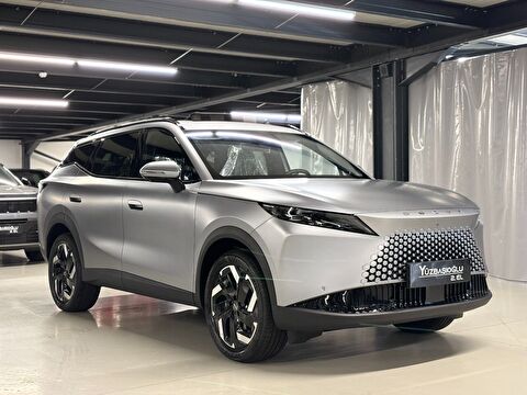 2026 Benzin Otomatik Omoda 7 Gri Yüzbaşıoğlu Otomotiv Mam. San ve Tic A.Ş.