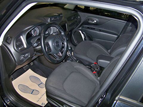 2020 Dizel Otomatik Jeep Renegade Siyah Yüzbaşıoğlu Otomotiv Mam. San ve Tic A.Ş.