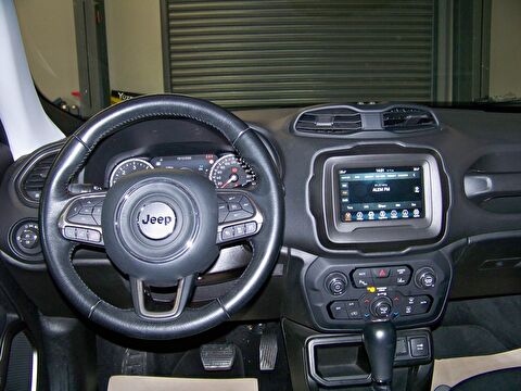 2020 Dizel Otomatik Jeep Renegade Siyah Yüzbaşıoğlu Otomotiv Mam. San ve Tic A.Ş.