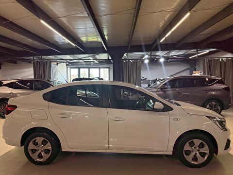 2022 Benzin Otomatik Renault Taliant Beyaz Yüzbaşıoğlu Otomotiv Mam. San ve Tic A.Ş.