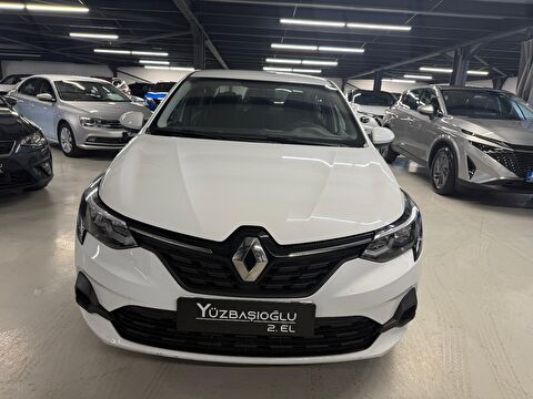 2022 Benzin Otomatik Renault Taliant Beyaz Yüzbaşıoğlu Otomotiv Mam. San ve Tic A.Ş.