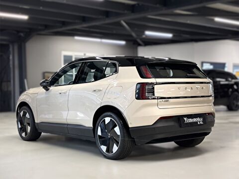2025 Elektrik Otomatik Volvo EX30 Kahverengi Yüzbaşıoğlu Otomotiv Mam. San ve Tic A.Ş.