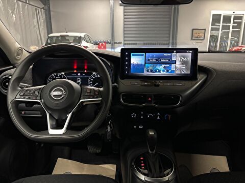 2025 Benzin Otomatik Nissan Juke Bordo Yüzbaşıoğlu Otomotiv Mam. San ve Tic A.Ş.