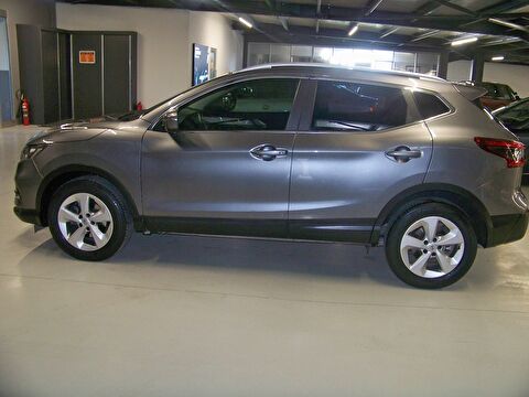 2019 Benzin Otomatik Nissan Qashqai Gri Yüzbaşıoğlu Otomotiv Mam. San ve Tic A.Ş.