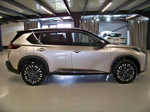 2024 MHEV Otomatik Nissan X-Trail Gümüş Gri Yüzbaşıoğlu Otomotiv Mam. San ve Tic A.Ş.
