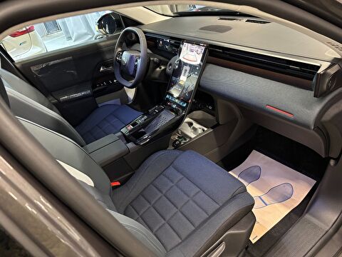 2025 MHEV Otomatik Citroen C5 AirCross Gri Yüzbaşıoğlu Otomotiv Mam. San ve Tic A.Ş.