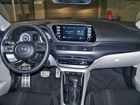 2023 Benzin Otomatik Hyundai Bayon Beyaz Yüzbaşıoğlu Otomotiv Mam. San ve Tic A.Ş.