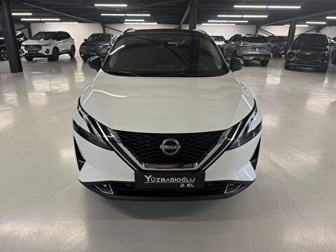 2022 MHEV Otomatik Nissan Qashqai Beyaz Yüzbaşıoğlu Otomotiv Mam. San ve Tic A.Ş.