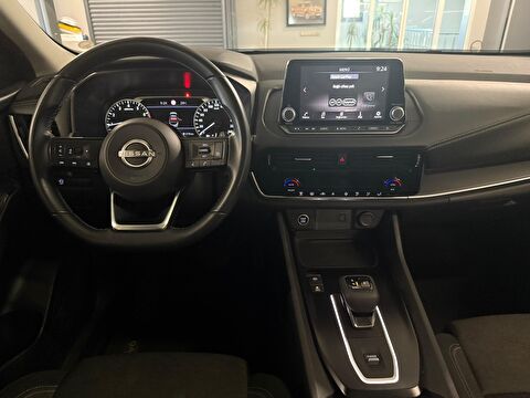 2022 MHEV Otomatik Nissan Qashqai Beyaz Yüzbaşıoğlu Otomotiv Mam. San ve Tic A.Ş.