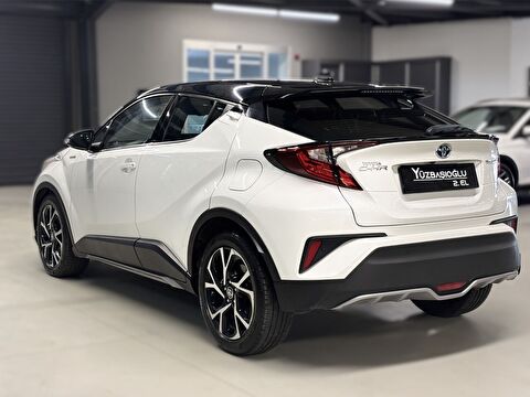 2020 Hybrid Otomatik Toyota C-HR Beyaz Yüzbaşıoğlu Otomotiv Mam. San ve Tic A.Ş.