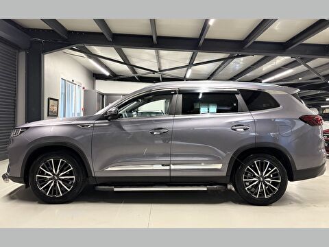 2023 Benzin Otomatik Chery Tiggo 8 Pro Gri Yüzbaşıoğlu Otomotiv Mam. San ve Tic A.Ş.