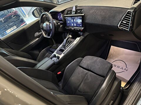 2023 Dizel Otomatik DS Automobiles DS 7 Crossback Gri Yüzbaşıoğlu Otomotiv Mam. San ve Tic A.Ş.