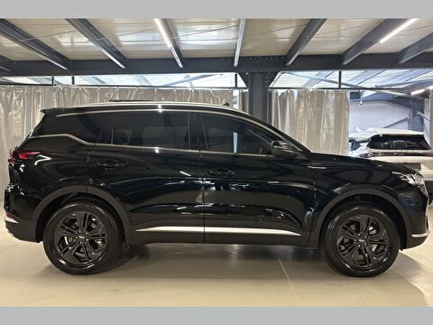 2024 Benzin Otomatik Chery Tiggo 7 Pro Siyah Yüzbaşıoğlu Otomotiv Mam. San ve Tic A.Ş.
