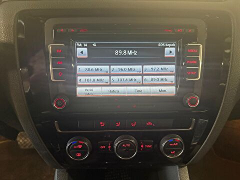 2015 Dizel Otomatik Volkswagen Jetta Gri Yüzbaşıoğlu Otomotiv Mam. San ve Tic A.Ş.