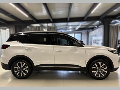 2023 Benzin Otomatik Chery Tiggo 7 Pro Beyaz Yüzbaşıoğlu Otomotiv Mam. San ve Tic A.Ş.