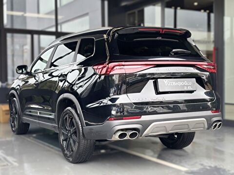 2025 Benzin Otomatik Chery Tiggo8 Pro Max Siyah Yüzbaşıoğlu Otomotiv Mam. San ve Tic A.Ş.