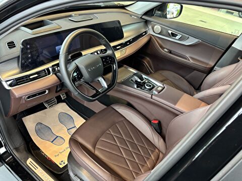 2025 Benzin Otomatik Chery Tiggo8 Pro Max Siyah Yüzbaşıoğlu Otomotiv Mam. San ve Tic A.Ş.