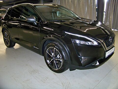 2023 Hybrid Otomatik Nissan Qashqai Siyah Yüzbaşıoğlu Otomotiv Mam. San ve Tic A.Ş.