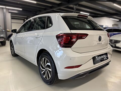 2024 Benzin Otomatik Volkswagen Polo Gri Yüzbaşıoğlu Otomotiv Mam. San ve Tic A.Ş.