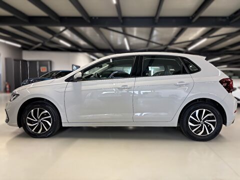 2024 Benzin Otomatik Volkswagen Polo Gri Yüzbaşıoğlu Otomotiv Mam. San ve Tic A.Ş.