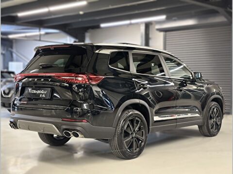 2024 Benzin Otomatik Chery Tiggo 8 Pro Max Siyah Yüzbaşıoğlu Otomotiv Mam. San ve Tic A.Ş.