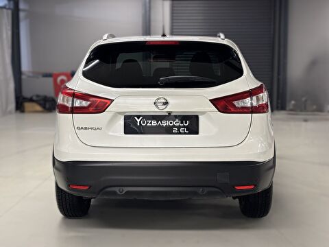 2016 Dizel Otomatik Nissan Qashqai Beyaz Yüzbaşıoğlu Otomotiv Mam. San ve Tic A.Ş.