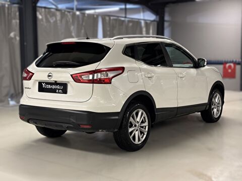 2016 Dizel Otomatik Nissan Qashqai Beyaz Yüzbaşıoğlu Otomotiv Mam. San ve Tic A.Ş.