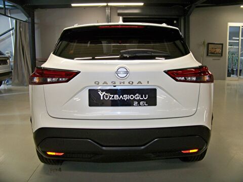2023 MHEV Otomatik Nissan Qashqai Beyaz Yüzbaşıoğlu Otomotiv Mam. San ve Tic A.Ş.