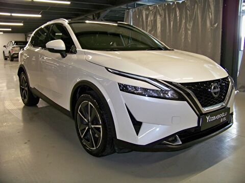 2023 MHEV Otomatik Nissan Qashqai Beyaz Yüzbaşıoğlu Otomotiv Mam. San ve Tic A.Ş.