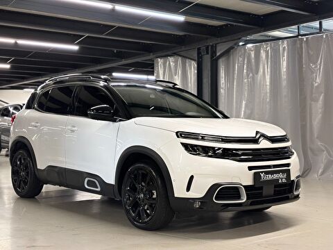 2022 Benzin Otomatik Citroen C5 AirCross Beyaz Yüzbaşıoğlu Otomotiv Mam. San ve Tic A.Ş.