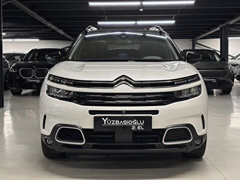 2022 Benzin Otomatik Citroen C5 AirCross Beyaz Yüzbaşıoğlu Otomotiv Mam. San ve Tic A.Ş.