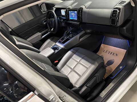 2022 Benzin Otomatik Citroen C5 AirCross Beyaz Yüzbaşıoğlu Otomotiv Mam. San ve Tic A.Ş.