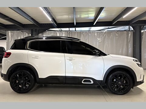 2022 Benzin Otomatik Citroen C5 AirCross Beyaz Yüzbaşıoğlu Otomotiv Mam. San ve Tic A.Ş.