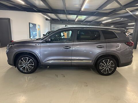 2023 Benzin Otomatik Chery Tiggo 8 Pro Gri Yüzbaşıoğlu Otomotiv Mam. San ve Tic A.Ş.