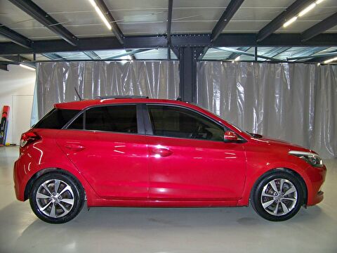 2016 Benzin Manuel Hyundai i20 Kırmızı Yüzbaşıoğlu Otomotiv Mam. San ve Tic A.Ş.