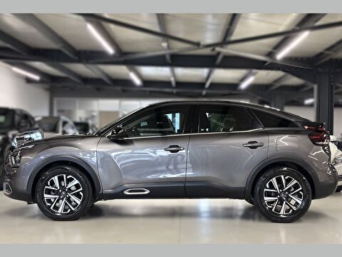 2022 Benzin Otomatik Citroen C4 Gri Yüzbaşıoğlu Otomotiv Mam. San ve Tic A.Ş.