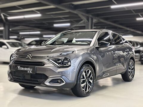 2022 Benzin Otomatik Citroen C4 Gri Yüzbaşıoğlu Otomotiv Mam. San ve Tic A.Ş.