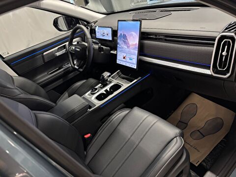 2026 Benzin Otomatik Jaecoo J7 Gri Yüzbaşıoğlu Otomotiv Mam. San ve Tic A.Ş.