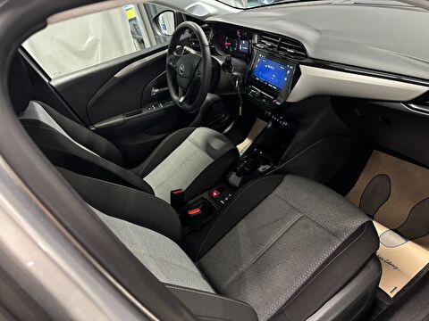 2025 Benzin Otomatik Opel Corsa Gri Yüzbaşıoğlu Otomotiv Mam. San ve Tic A.Ş.
