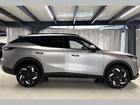 2026 Benzin Otomatik Omoda 7 Gri Yüzbaşıoğlu Otomotiv Mam. San ve Tic A.Ş.