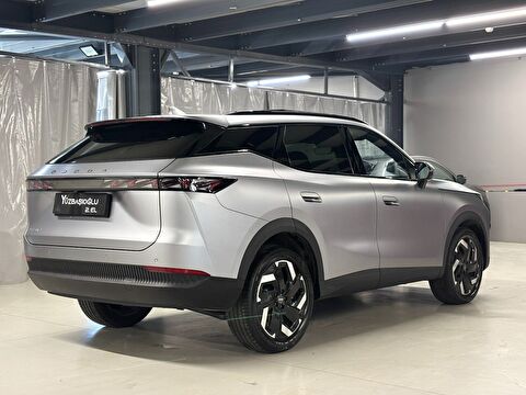 2026 Benzin Otomatik Omoda 7 Gri Yüzbaşıoğlu Otomotiv Mam. San ve Tic A.Ş.